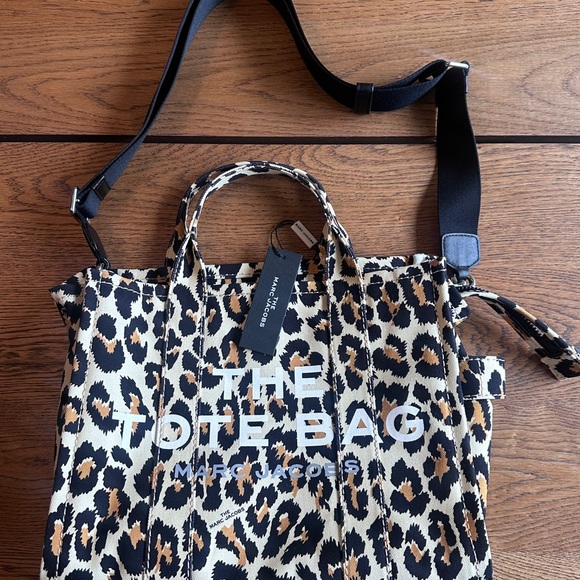 LIMITED EDITION Marc Jacobs Leopard Print Tote Bag-Small Size - Picture 2 of 6